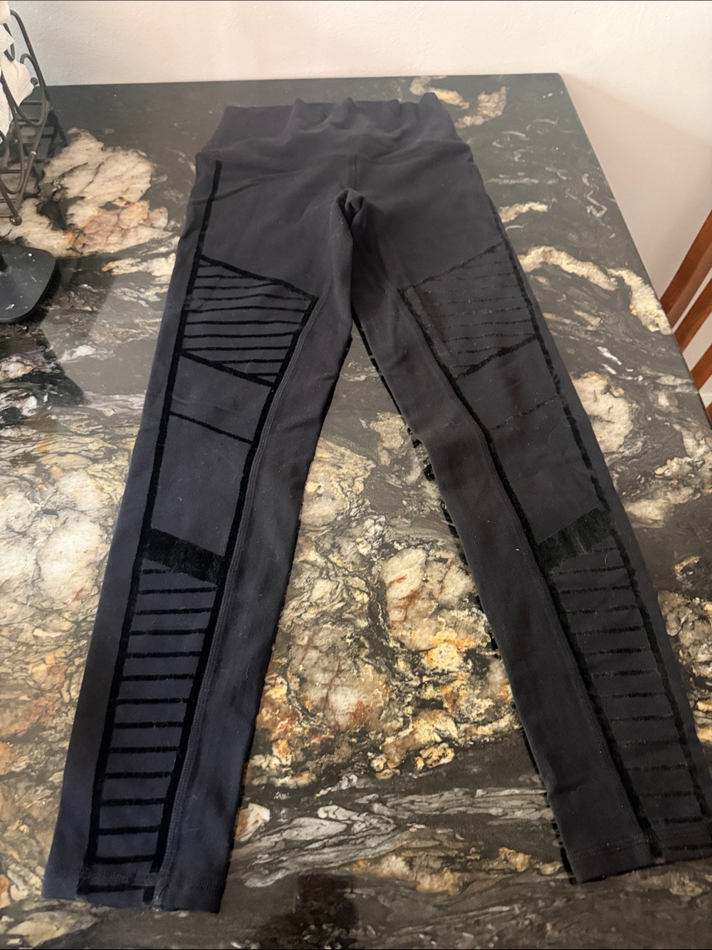 ALO Yoga Black High-Waist Textured Panel Jeggings